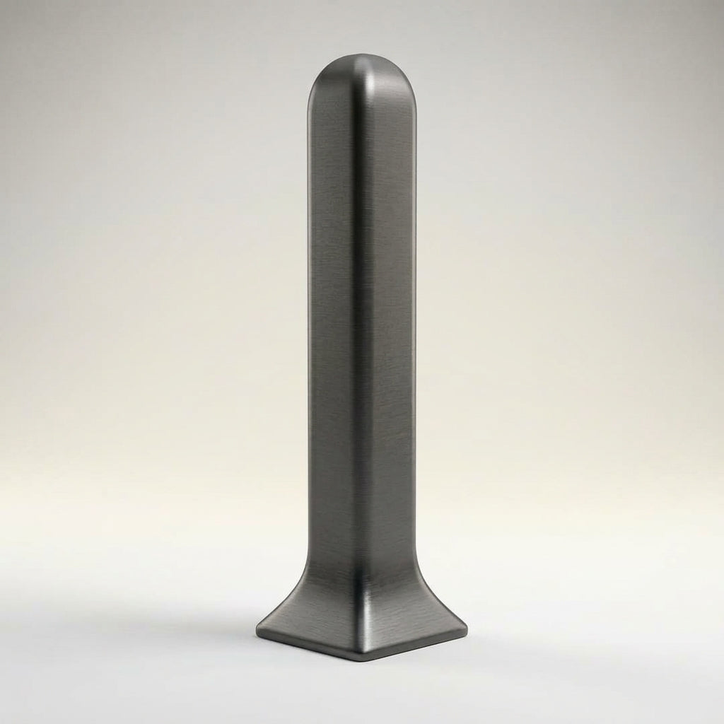 Accesorio Zoclo Aluminio Liso 01