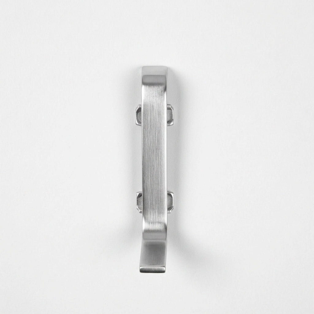 Accesorio Zoclo Aluminio Liso 01