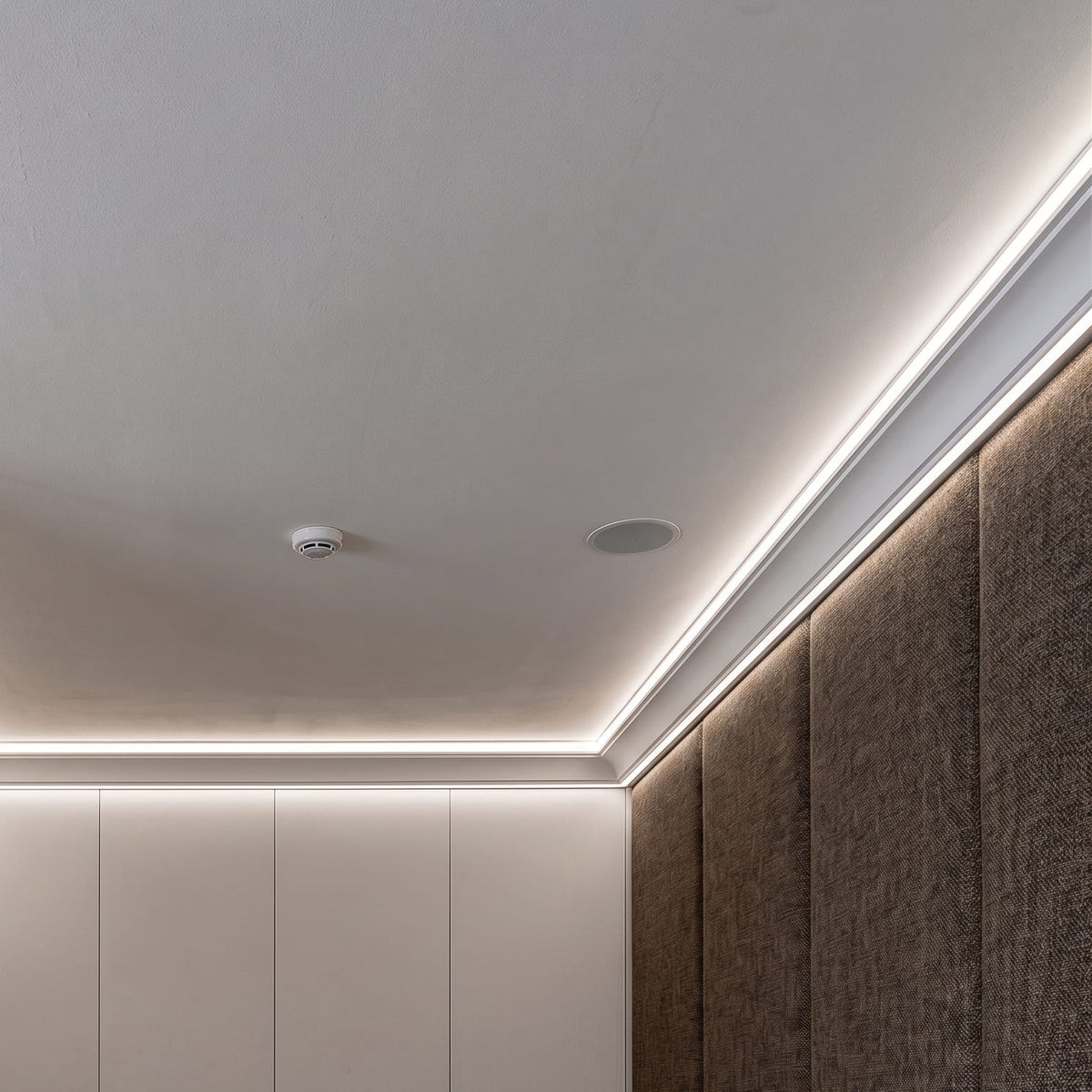 Esquinero Conector Para Zoclo Luz led Doble Iluminar Techo